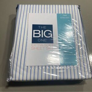 The Big One Twin Size Microfiber Extra Soft Sheet Set  3 pieces Blue Stripe